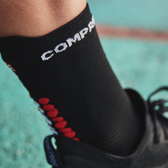 Compressport Pro Racing Socks V4.0 Run High Black 2