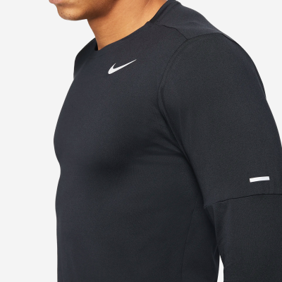 Nike Dri-Fit Sweatshirt 4