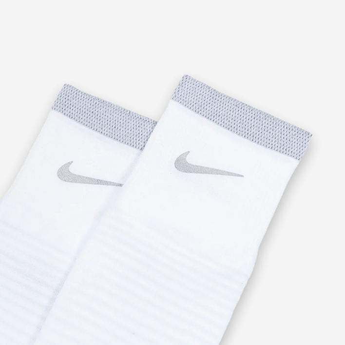 Nike Spark Lightweight Running Ankle Socks 1