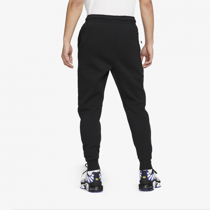 Nike Sportswear Tech Fleece Joggers 1