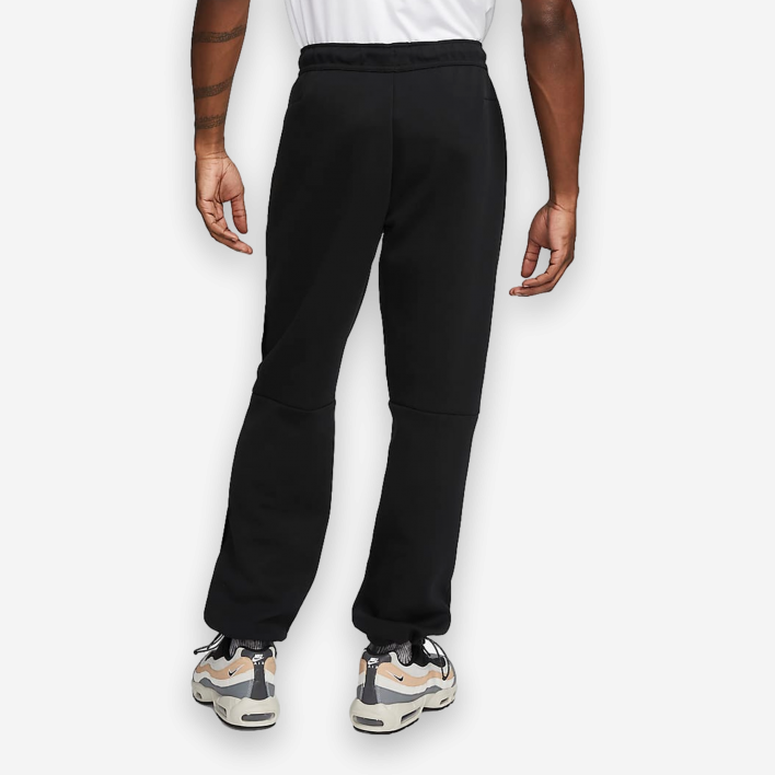 Nike Sportswear Tech Fleece Pants 1