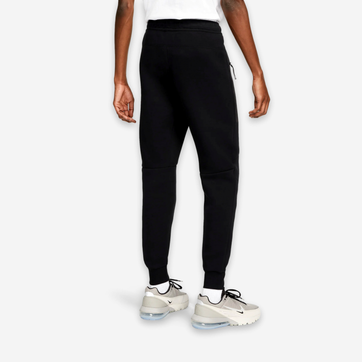Nike Sportswear Tech Fleece Slim Fit Joggers 1